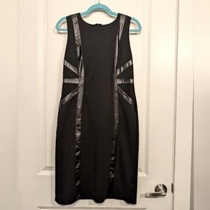 Sami & Jo Black and Sleeveless Sheath Mini Dress